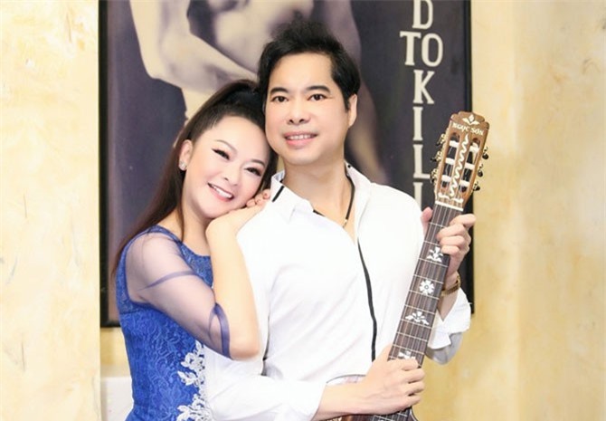 Ca sĩ Ngọc Sơn khẳng định sẽ vì mẹ mà cưới vợ