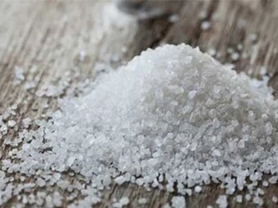 90% muối ăn trên thế giới nhiễm hạt vi nhựa