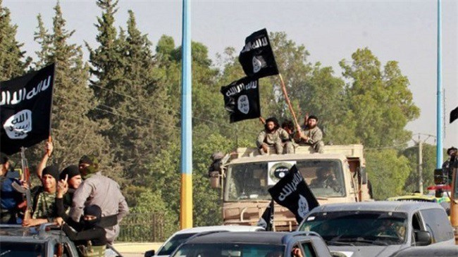 Syria: Tấn công chớp nhoáng ở Deir Ezzor, IS diệt trên 10 tay súng SDF