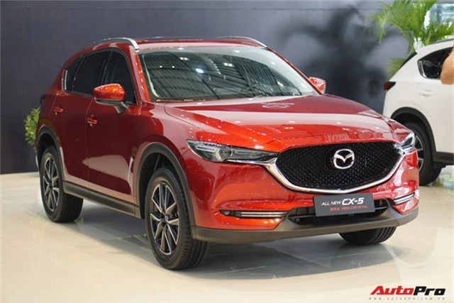 Mazda CX-5 thêm 3 màu sơn “hot trend” tại Việt Nam. THACO áp dụng robot với 3 màu hoàn toàn mới và đặc biệt trên mẫu Mazda CX-5. Trong đó, màu đỏ hiện là “hot trend” trên thế giới. (CHI TIẾT)
