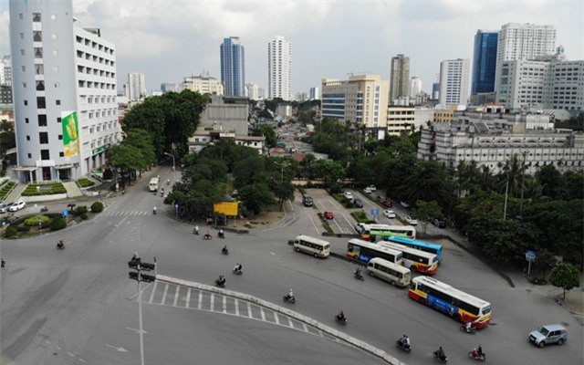 Toàn cảnh tuyến đường "đắt nhất hành tinh" ở thủ đô Hà Nội