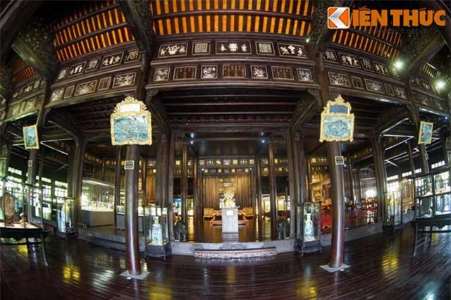 Nội thất 'khủng' của bảo tàng từng là cung điện nhà Nguyễn