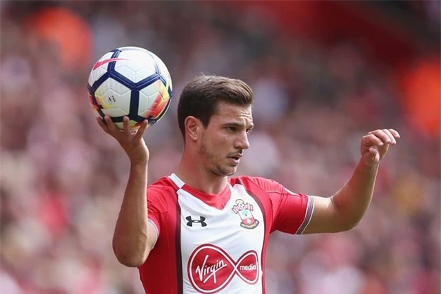 Hậu vệ phải: Cedric Soares (Southampton).