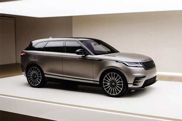 7. Range Rover Velar.