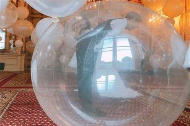 Ảnh hiếm trong hôn lễ cổ tích của Đường Yên - La Tấn