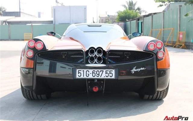 Pagani Huayra của Minh “nhựa” chính thức đeo biển số sau gần 2 năm về Việt Nam