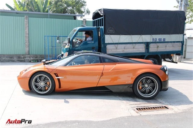 Pagani Huayra của Minh “nhựa” chính thức đeo biển số sau gần 2 năm về Việt Nam - Ảnh 1.