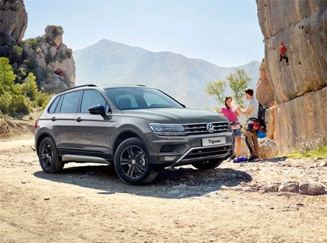 Volkswagen giới thiệu thêm phiên bản Tiguan Offroad. Volkswagen đã chính thức thức giới thiệu mẫu Tiguan Offroad mới cho một số thị trường, song hành cùng phiên bản Tiguan tiêu chuẩn và Tiguan Allspace 7 chỗ. (CHI TIẾT)