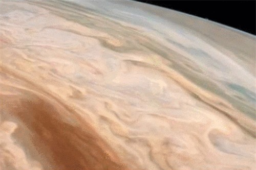 Clip: 'Bí ẩn' việc UFO màu xanh dài 160km xuất hiện gần sao Mộc