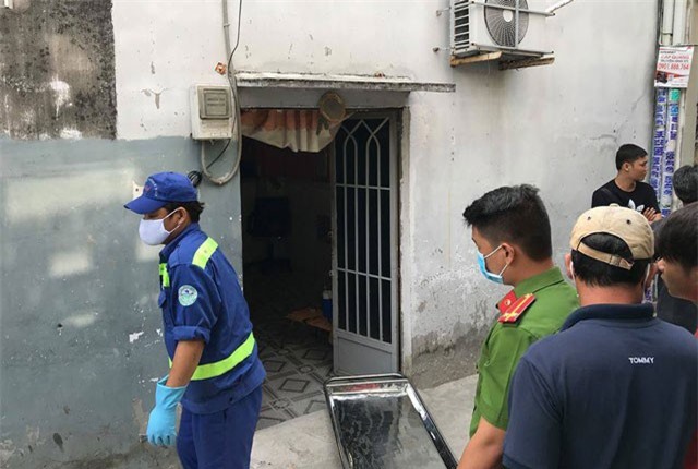 Cậu phát hiện cháu treo cổ chết ở TP.HCM