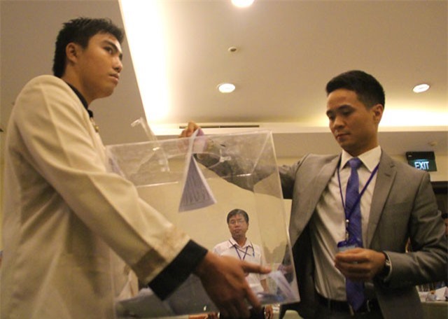 Những 'thương vụ bạc tỉ' chuyển nhượng trường đại học