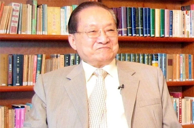 Nhà văn Kim Dung.