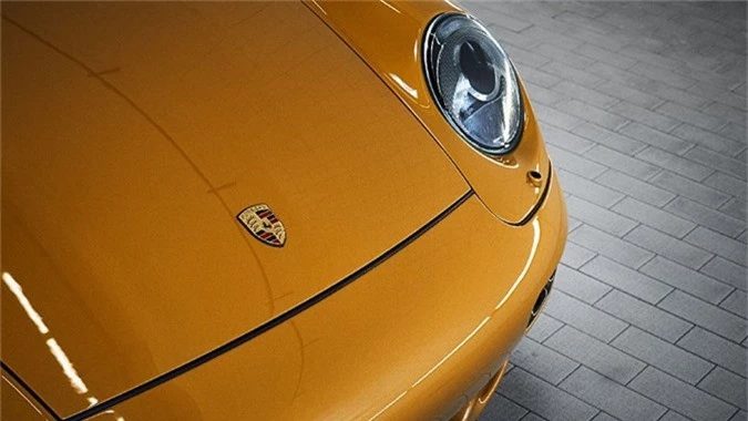 porsche project gold 993 turbo duoc dau gia 72 ty dong hinh 3