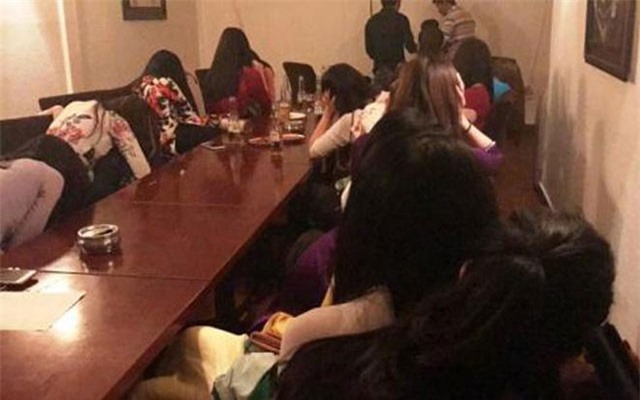 “Chợ tình” của giới bình dân và nghìn lẻ một chiêu thức bán dâm