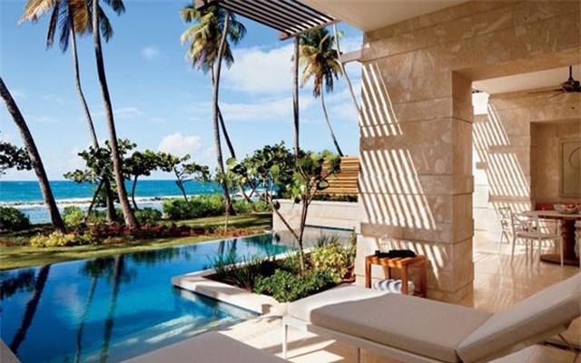 Sập bẫy trai trẻ sau lần 'vui vẻ' ở khách sạn, vợ đại gia Sài Gòn cầu cứu