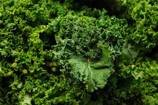 4 loại rau củ nên ăn sống, không nên nấu chín