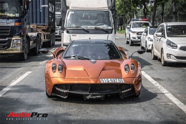 Ra biển Pagani Huayra 80 tỷ thành công, Minh “nhựa” quyết mang dàn xe khủng ra Phan Thiết ăn mừng