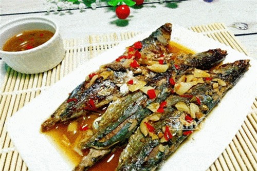 Clip: Hướng dẫn cách làm cá nục rim mắm me ngon khó cưỡng