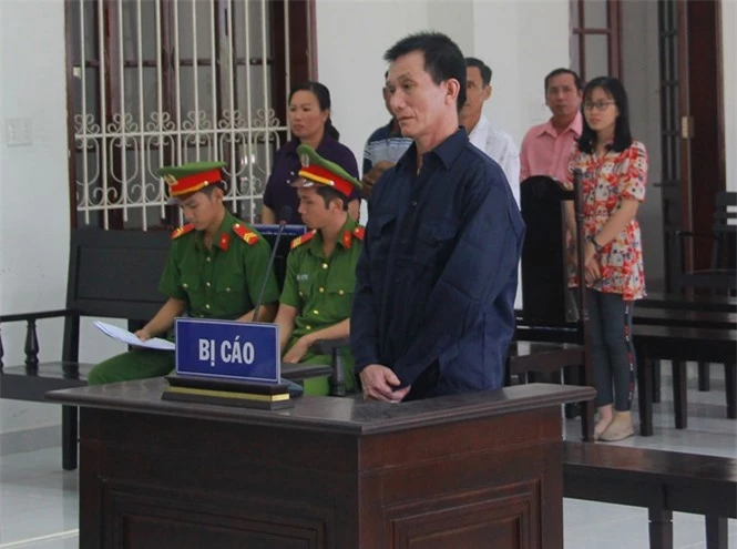 Bị cáo Dương Quang Long tại tòa ẢNH: XUÂN PHÚC