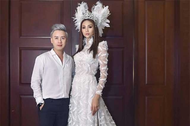 Dàn người đẹp diện áo dài cách điệu đổ bộ sân khấu Sài thành