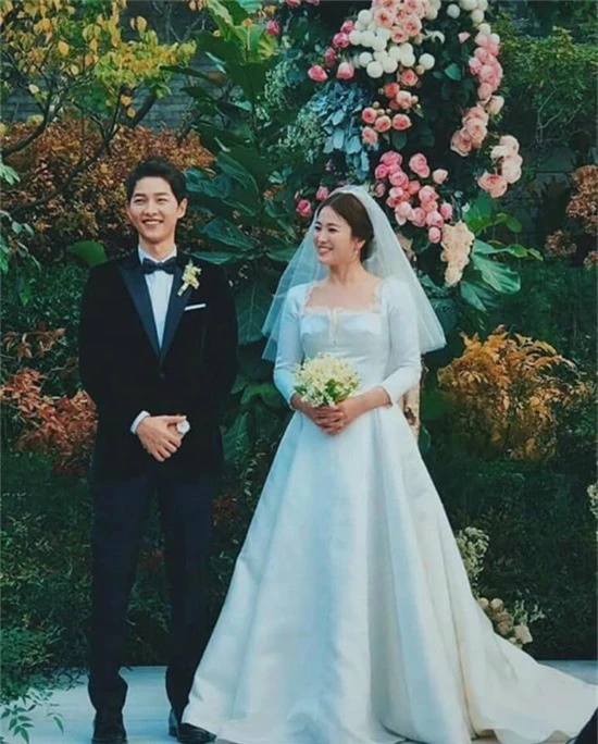 Song Hye Kyo, Song Joong Ki trong đám cưới năm 2017. 
