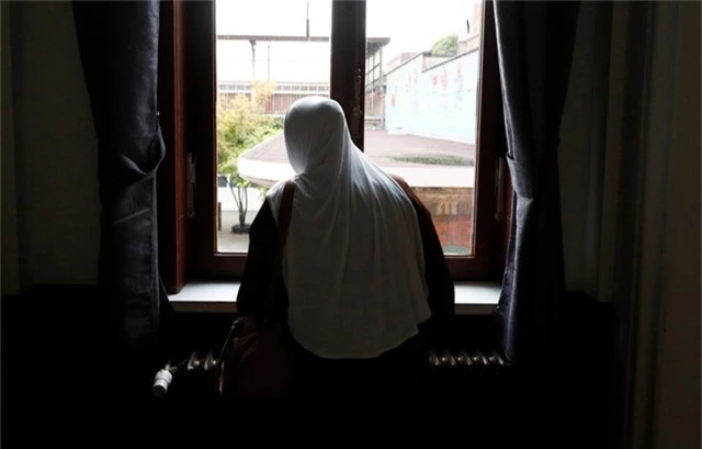 Một người mẹ Bỉ có con gái bỏ trốn sang Syria theo tiếng gọi của IS (Ảnh: Reuters)