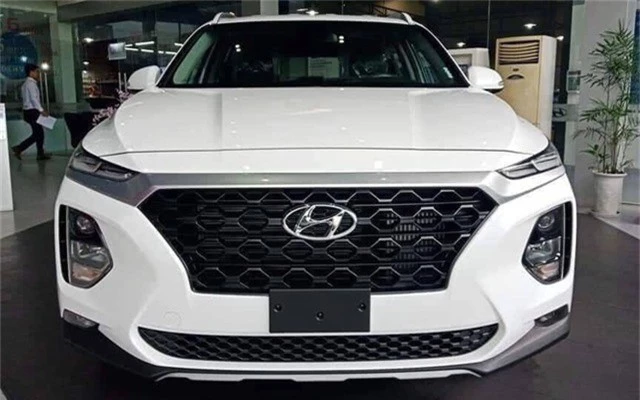 Lần đầu hé lộ nội, ngoại thất Hyundai Santa Fe 2019 bản lắp ráp trong nước