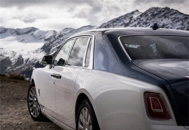 Rolls-Royce Phantom VIII đầu tiên Việt Nam sắp xuất hiện - Ảnh 9.