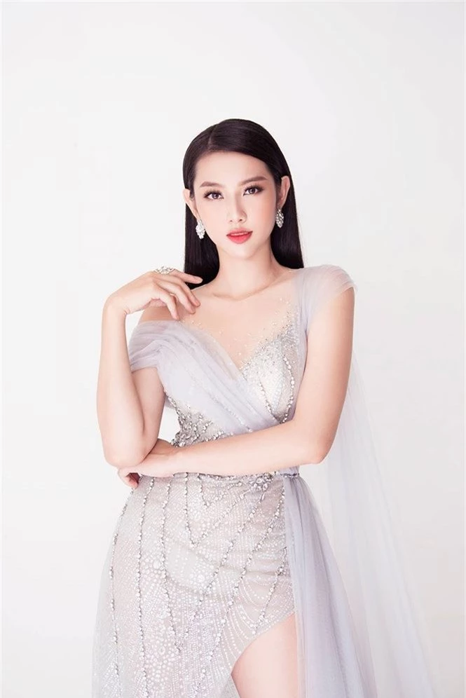 Miss Internation vốn là đấu trường nhan sắc lớn thứ 3 thế giới, nhưng với tiêu chí cuộc thi, các hoạt động tại đây không quá rầm rộ hay có nhiều phần thi nhỏ như những đấu trường nhan sắc khác. Cuộc thi “đánh” vào các hoạt động văn hóa, đề cao tính hữu nghị giữa các nước,tất cả các thí sinh sẽ cũng tham gia tất cả các trải nghiệm cùng nhau cho đến ngày thi chung kết. 