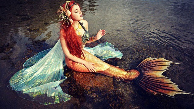 “Nàng tiên cá” bị quấy rối vì quyến rũ 
