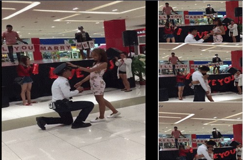 Clip: Chàng trai bảo vệ được cô gái cầu hôn tại trung tâm thương mại