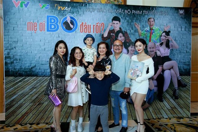 NSND Lê Khanh 'cưa sừng' làm vợ Hoàng Sơn