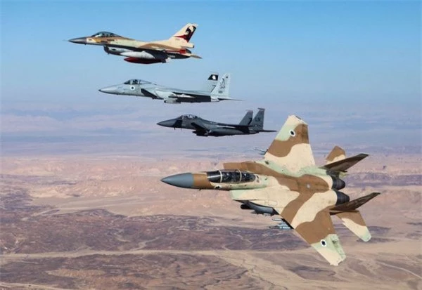 Chiến đấu cơ F-15 và F-16 của Israel