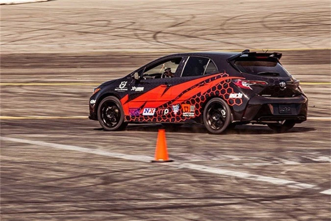 Dan xe Toyota Corolla hatchback do khung tham du Sema 2018-Hinh-9