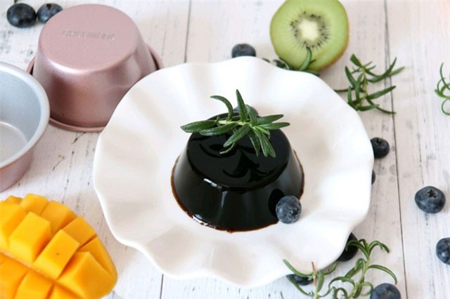 Cách làm thạch sương sáo mềm mịn không chảy nước