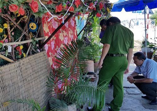 Buồn vợ, vào cà phê ‘đèn mờ’ bị đánh cướp hàng chục triệu đồng