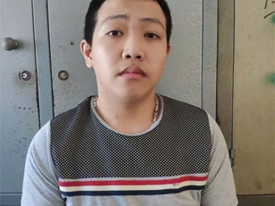 Đâm người trọng thương sau va chạm xe máy