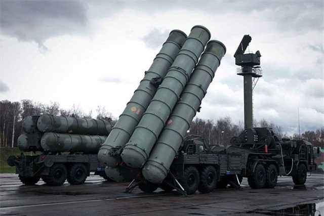Nga cảnh báo S-300 ở Syria sẽ trừng trị "những cái đầu nóng"