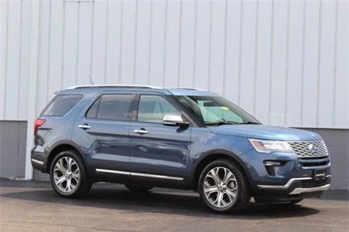 10. Ford Explorer (doanh số: 21.935 chiếc).