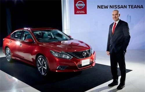 Nissan Teana mới này đã được thiết kế lại một cách thanh lịch để trở thành chiếc sedan hạng sang cao cấp