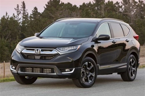 4. Honda CR-V (doanh số: 27.825 chiếc).