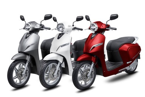 XE HOT QUA ẢNH (3/11): Vinfast ra mắt xe máy điện, loạt ôtô giá rẻ 'đổ bộ' về Việt Nam