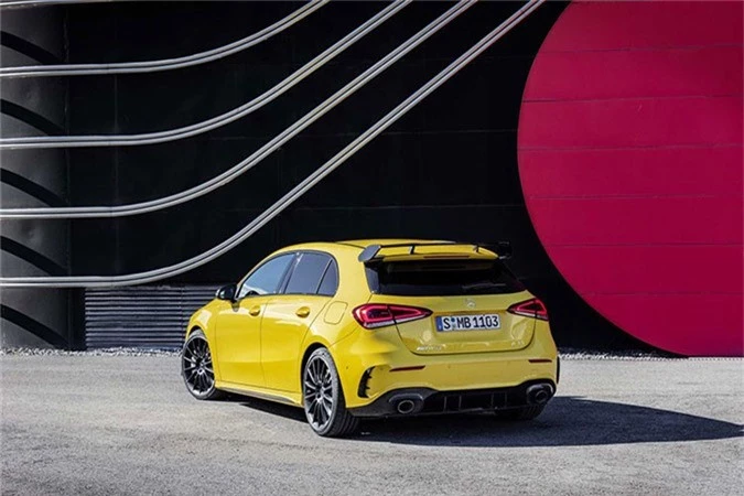 Mercedes-AMG A35 manh 306 hp co gia hon 1 ty dong-Hinh-7