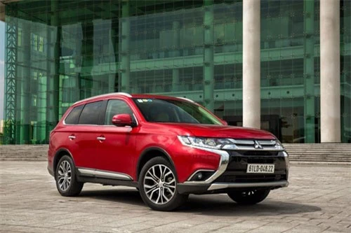 Mitsubishi Outlander.