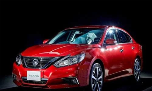 Nissan ra mắt xe sedan hạng sang, giá từ 42.400 USD. Là chiếc sedan cao cấp sang trọng trong dòng xe Nissan, chiếc Teana mới mang lại trải nghiệm lái xe tinh tế. (CHI TIẾT)