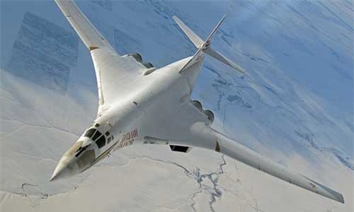 Đang tập trận cực lớn, NATO hoảng hồn vì hai máy bay ném bom Nga