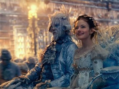 Đắm chìm trong thế giới cổ tích với 'bom tấn' 130 triệu USD mới nhất của Disney