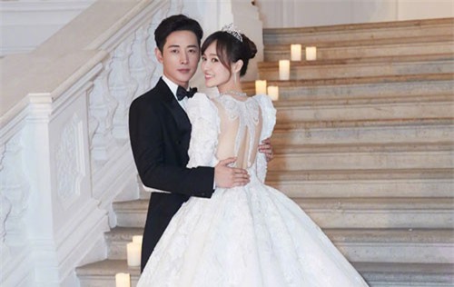 Váy cưới của Đường Yên được làm thủ công trong hơn 5.000 giờ