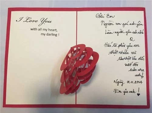 Tấm thiệp tình yêu của Vân Trang và chồng.