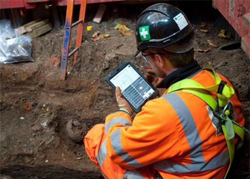 Khai quật được 1.200 bộ hài cốt bên cạnh ga tàu ở London